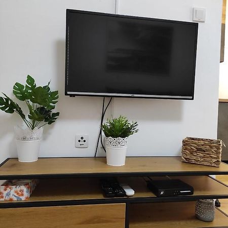 Apartman Branimir Novalja Exterior photo