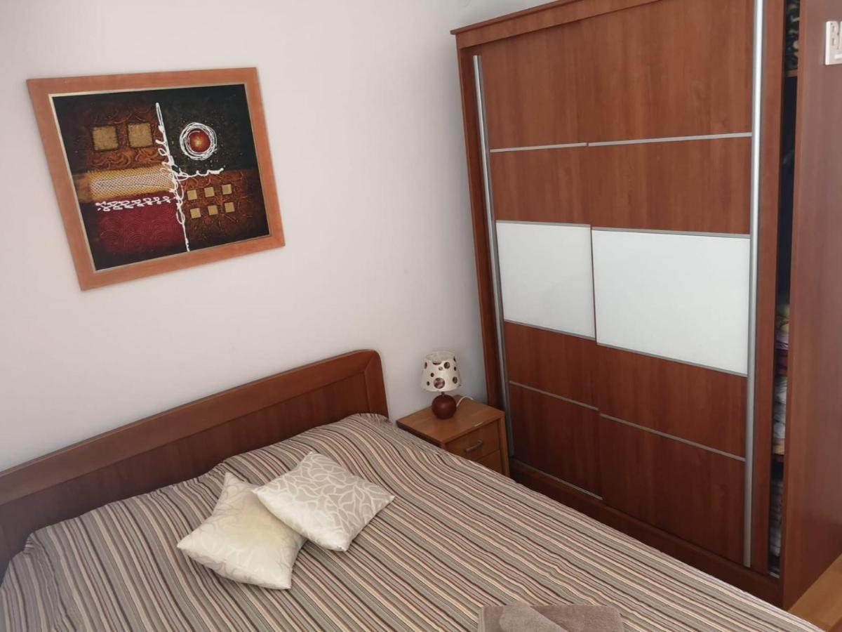Apartman Branimir Novalja Exterior photo
